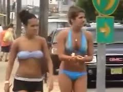 A lot of sexy princesses were recorded on the beach in California.